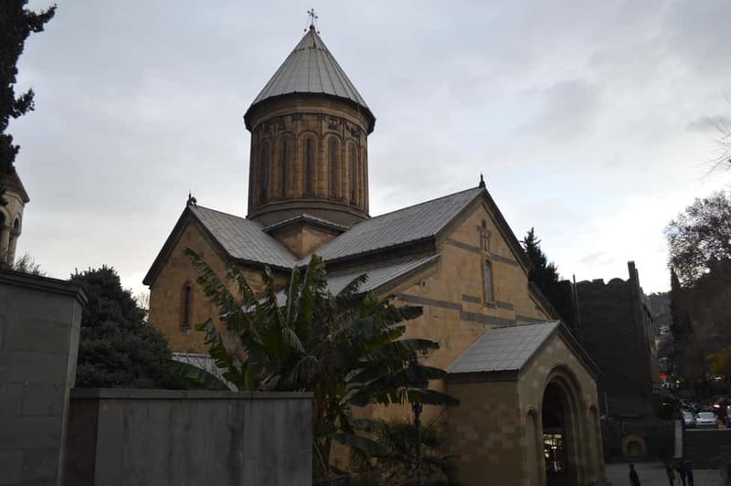 Tbilisi: Afternoon Walking tour & wine tasting in Old Town - The Great Synagogue and Tbilisi’s mixed faiths