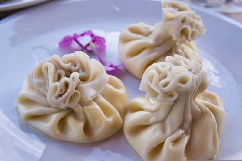 Tbilisi: (All-inclusive Tour) Top 5 Highlights of Dumplings - The first stop: a brick-lined basement on Mtatsminda