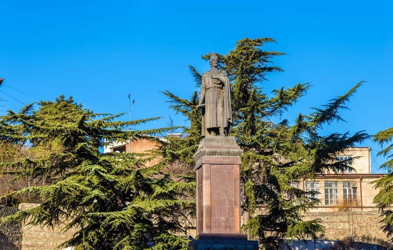 Tbilisi: Alternative Guided Walking Tour with Wine & Snacks - The National Opera and Ballet Theater: a grander city marker