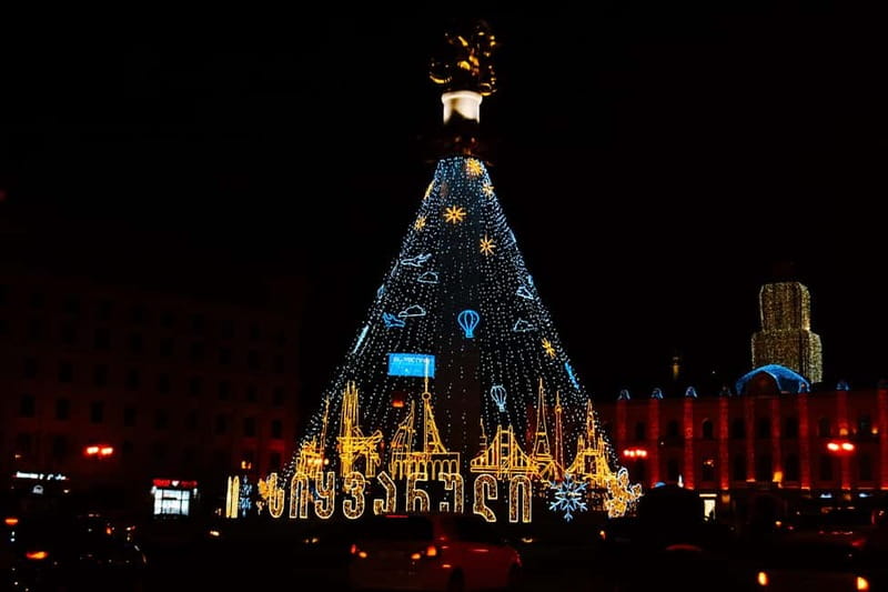 Tbilisi at Night: 2-Hour Express Guided Tour With Tastings - The final stop and the relaxed finish