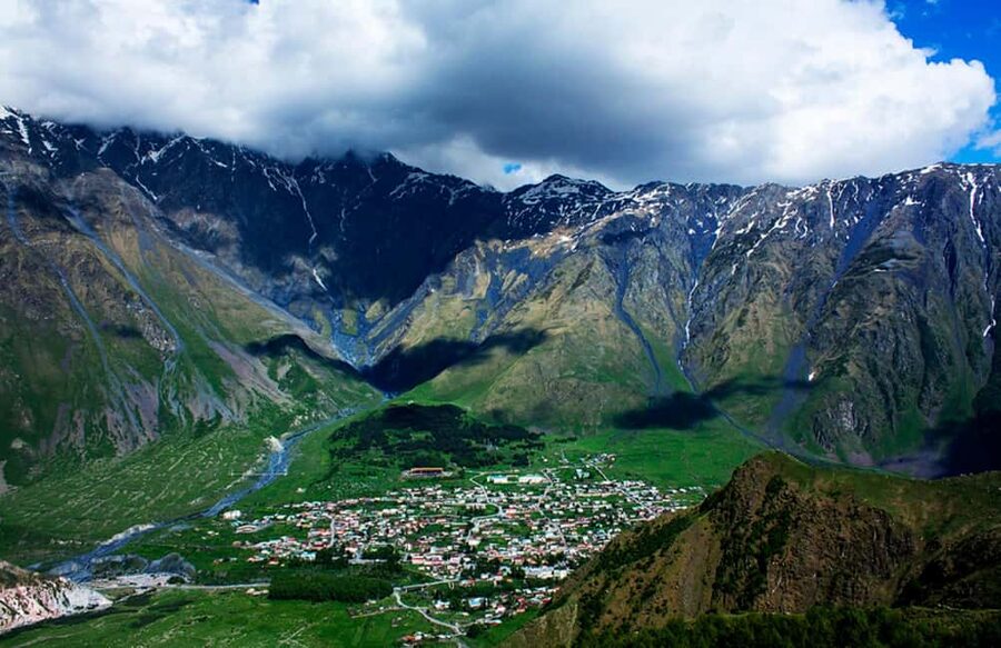 Tbilisi: Caucasus Mountains Private Trip with a Local - Dariali Monastery and the road south