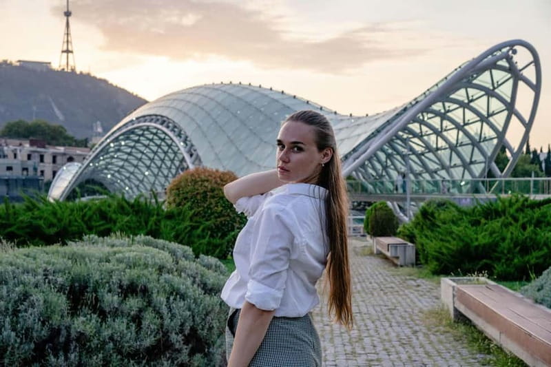 Tbilisi: City Highlights & Georgia Chronicles Guided Tour - Timing, transport, and the pace of the day
