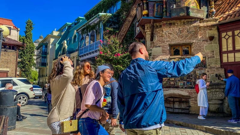 Tbilisi: City Highlights Guided Walking Tour - Tbilisi City Highlights Tour: Key Points