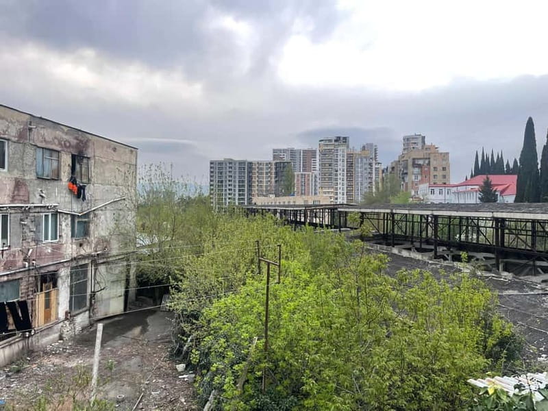 Tbilisi: Crime Stories & Hidden Tales Walking Tour - Former Homes, Crime Scenes, and Abandoned Buildings
