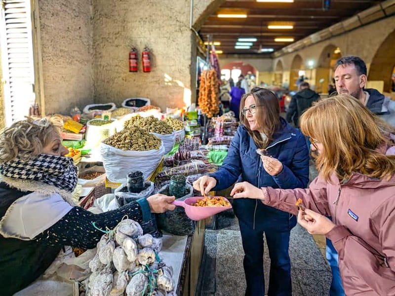 Tbilisi: Eat Like a Local – Street Food Tour w/ 10 Tastings - Key points at a glance