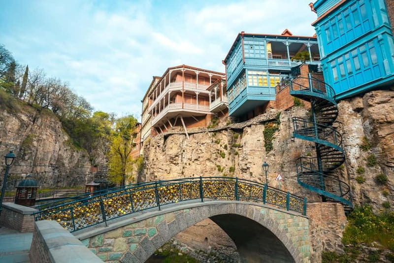 Tbilisi: Guided Tour to the Top 10 Sightseeing Attractions - The cable car, Narikala Castle, and the Mother of Georgia