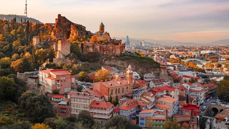 Tbilisi: Guided Walking Tour of Historic City - Meeting at Rustaveli Avenue and entering the old city