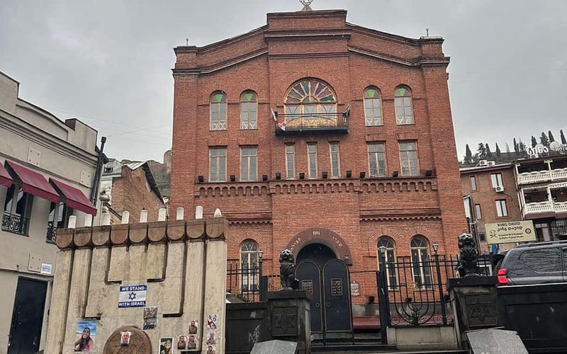 Tbilisi: Jewish Heritage Walking Tour - Starting at Gudiashvili Square