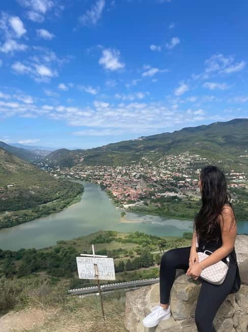 Tbilisi: Mtskheta Jvari Bazaar, Chronicles of Georgia & Wine - The essential points at a glance