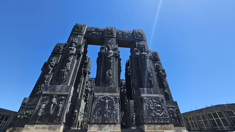 Tbilisi: Mtskheta Jvari Bazaar, Chronicles of Georgia & Wine - Why this half-day trip works so well from Tbilisi