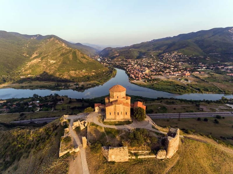 Tbilisi: Mtskheta Jvari Bazaar, Chronicles of Georgia & Wine - Guides who turn a group into a social experience