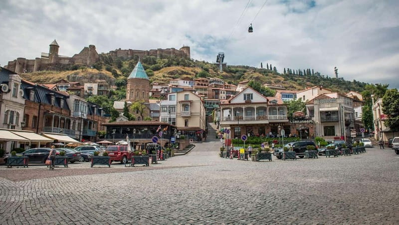 Tbilisi: Must-See Old Town Guided Walking Tour‍✨ - The Kura River embankment and city views