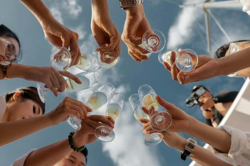 Tbilisi: Nightlife Highlights Tour with Welcome Drinks - Key points to know before you book