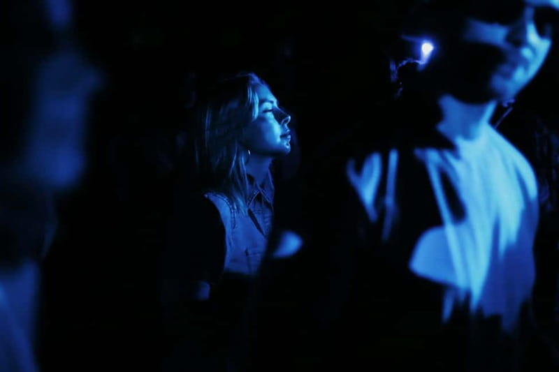 Tbilisi: Nightlife Highlights Tour with Welcome Drinks - Live music, LGBT bars, and different nightlife moods
