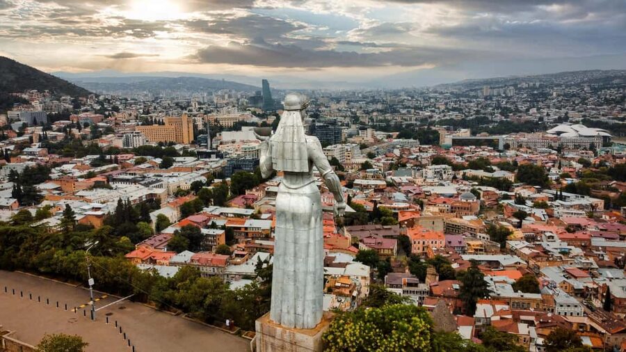 Tbilisi: Old and New City Guided Tour with 2 Cable Car Rides - Key points to know before booking