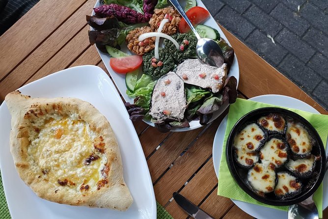 Tbilisi Private Food and Wine Tour with Lunch and Tastings - What the private vehicle adds