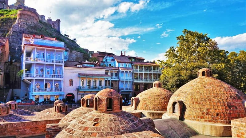 Tbilisi: Private Old City Walking Tour with Wine Tasting - Five details that shape the experience
