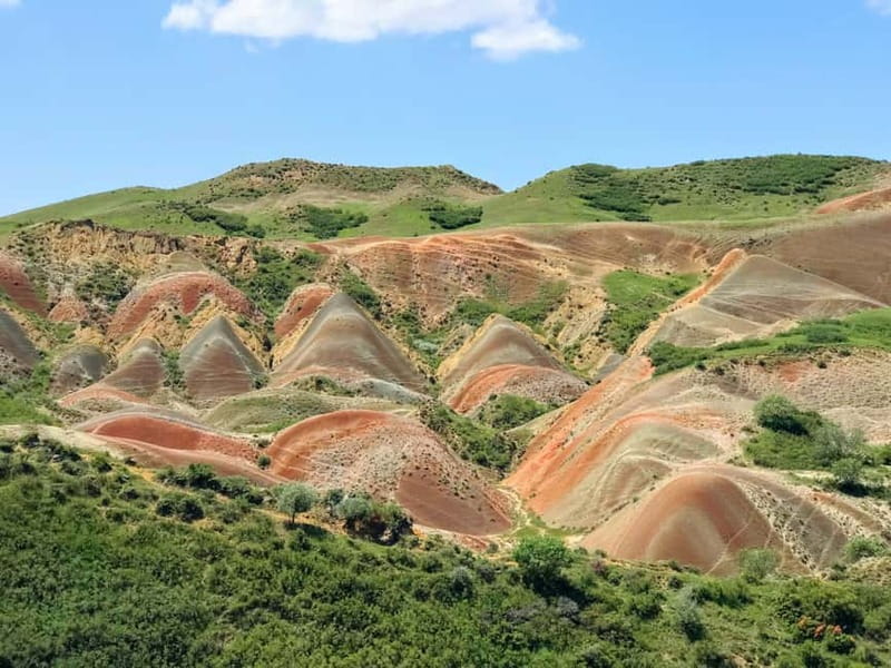 Tbilisi: Real Adventure – Gareja & Rainbow Desert 4x4 + Hike - Why this 4x4 route is different