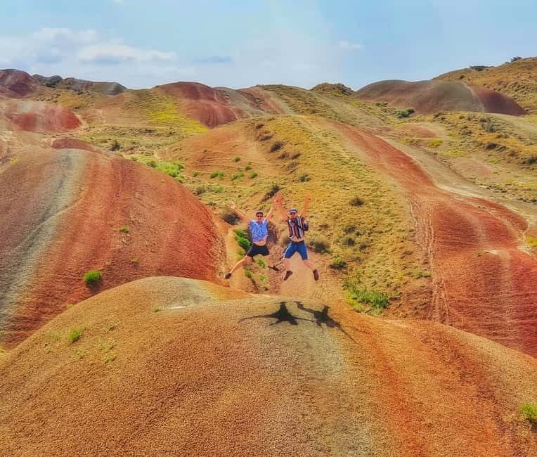 Tbilisi: Real Adventure – Gareja & Rainbow Desert 4x4 + Hike - St. John the Baptist Monastery in the cliff