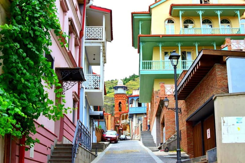 Tbilisi: Sightseeing Tour, Wine or Beer Tasting, & Cable Car - Metekhi Church and the Old Town