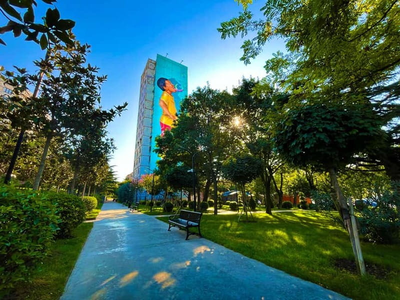 Tbilisi: Soviet Suburbs and Murals Exhibition Guided Tour - Starting among the murals at Fabrika