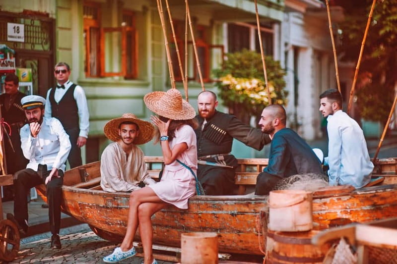 Tbilisi: Streets, Stories, Flavors - A Signature City Tour - Why this tour works best on your first day