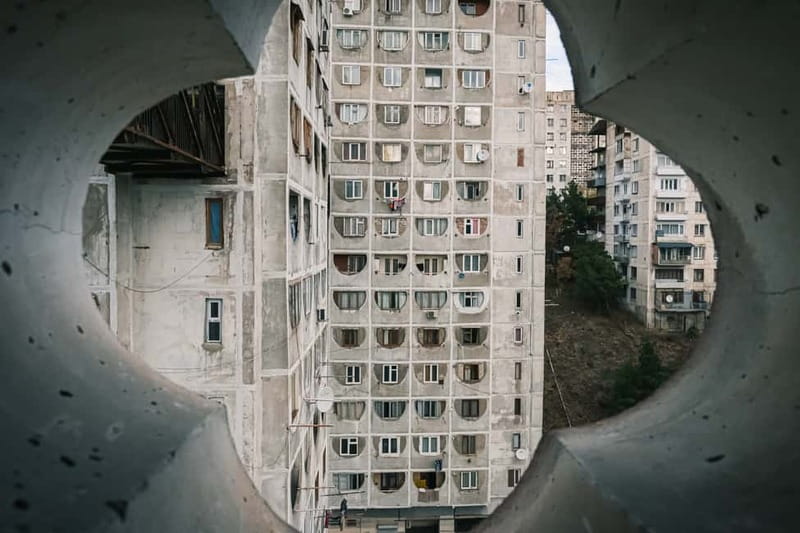 Tbilisi: The Urbex and Soviet Tour of Tbilisi - Meeting people and hearing local memories