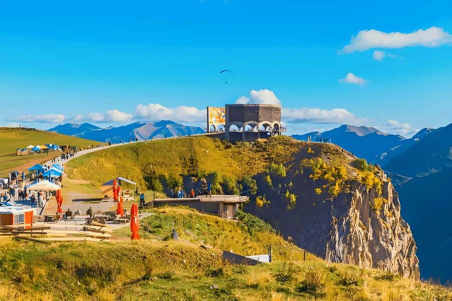 Tbilisi to Kazbegi Gudauri Ananuri Zhinvali Group GuidedTour - Why this Kazbegi trip works as a one-day outing