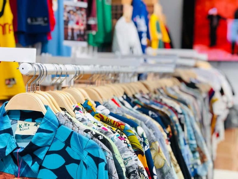 Tbilisi: Vintage Fashion and Secondhand Thrifting Tour - Who should book this Tbilisi fashion tour?