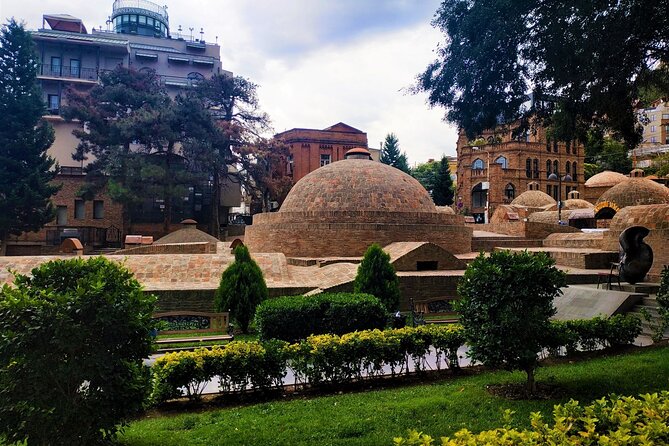 Tbilisi Walking Tour with Cable Car, Wine Tasting & Bread Bite - Wine, bread, and the human side of the tour