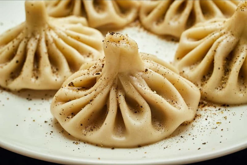 Tbilisi:Where Locals Eat, Food & Wine Guided Tour (All-incl) - Three kinds of Khinkali at a local café