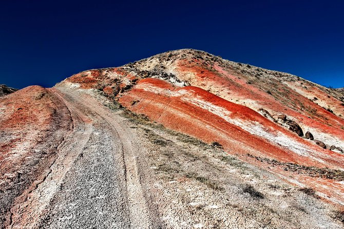 Three day hiking tour to Kakheti region with two overnight stays in Sighnaghi - Sighnaghi as Your Two-Night Base