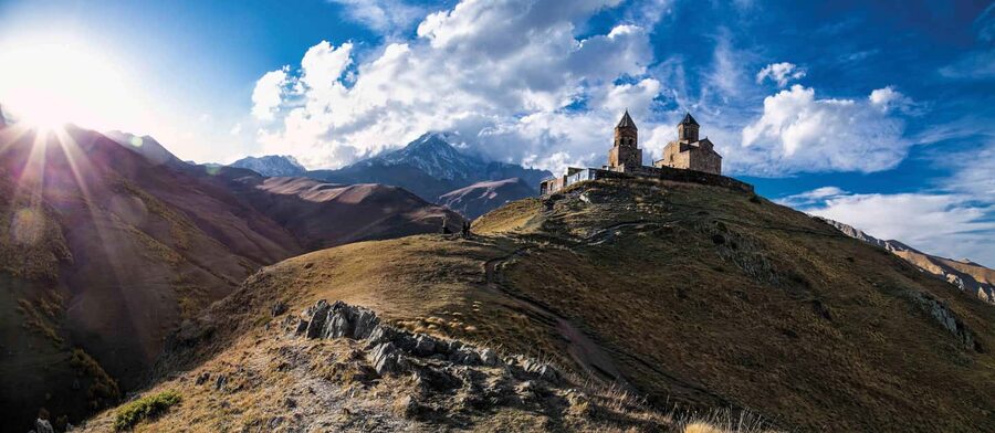 Touch the Sky: Kazbegi & Gudauri from Tbilisi⛰️ - Georgian lunch in Zemo Mleta