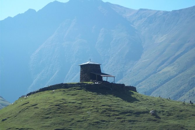 Trekking Tour from Tusheti to Khevsureti via Atsunta Pass - Day 4: Leaving the road near Girevi