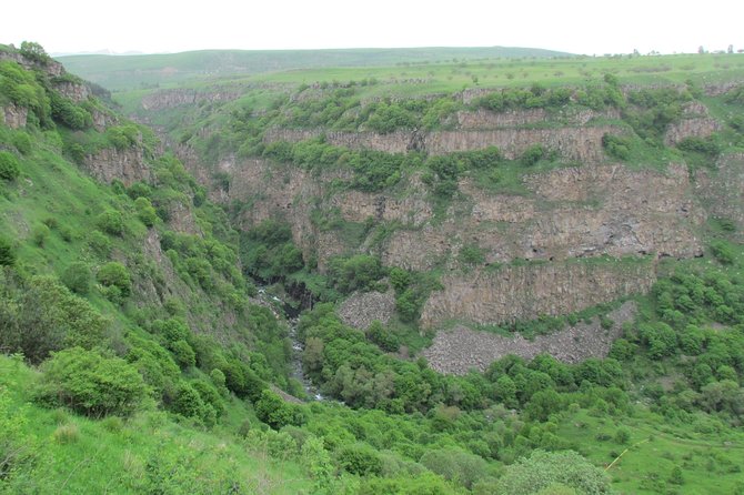 Trip to The Diamond Bridge and Dashbashi Canyon - Returning to Tbilisi by funicular