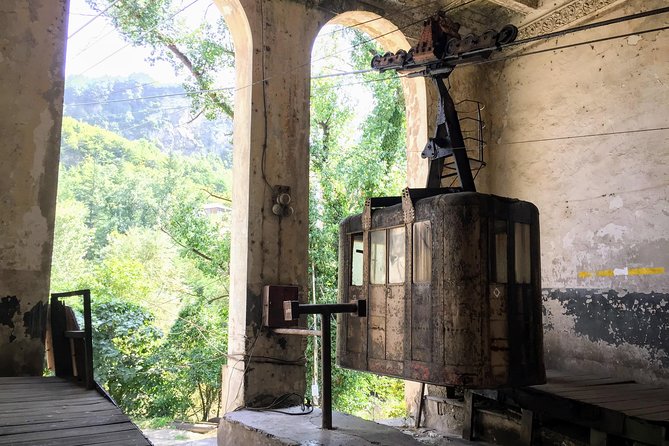Tskaltubo and Chiatura: 2-days urbex tour - Chiatura’s cableways reveal an industrial town’s strange solution