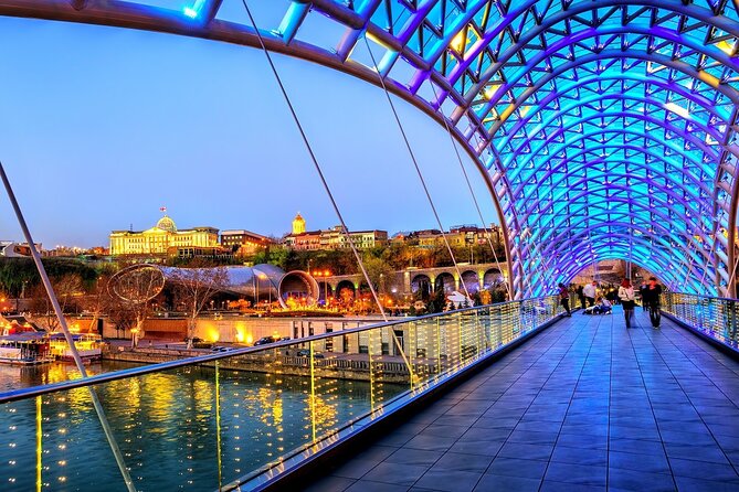 Two Capitals in One Day: Tbilisi and Mtskheta Combo Tour - Walking, timing, and comfort tips