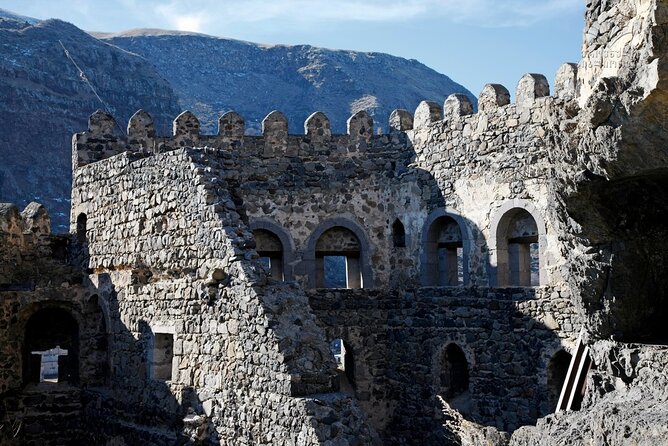 Vardzia. Lake Paravani, Khertvisi & Lomisa castle, Rabati - The road between the monuments