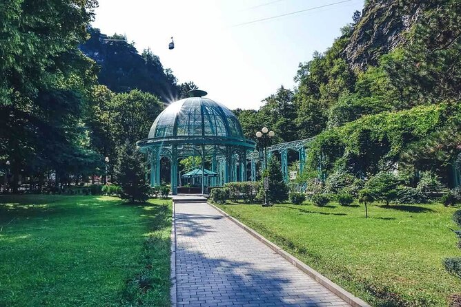 Vardzia, Rabati, and Borjomi Ancient Georgia Group Tour - Why this Georgian day trip is worth the long road