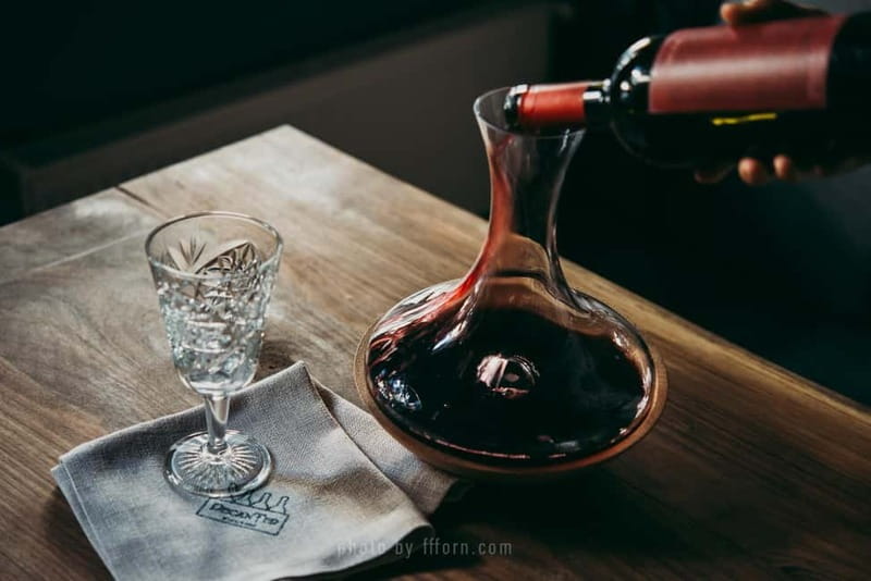 Wine Tasting feel the Difference of Qvevri or Classical Wine - What the 1.5-hour schedule feels like